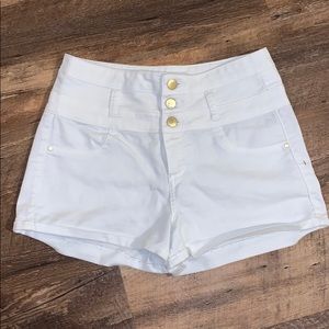 Refuge shorts
